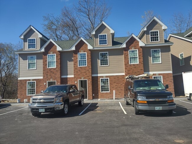 Building Photo - 6 Grove St