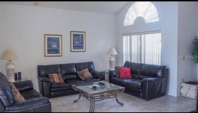 Building Photo - 203 Hidden Springs Cir