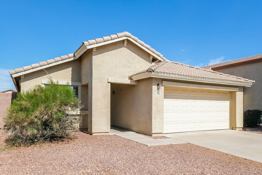 Building Photo - 2525 S 109th Dr