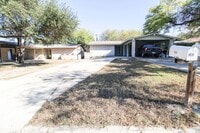 Building Photo - 1031 Fabulous Dr