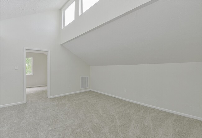 Building Photo - 122 S Diamondhead Blvd