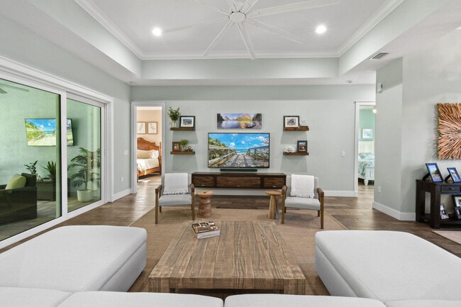 Building Photo - 2532 SE Jason Pl