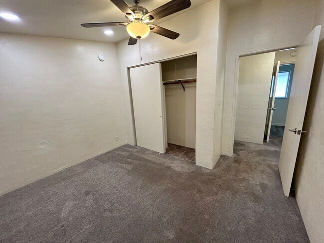 Building Photo - Updated San Leandro apartment!