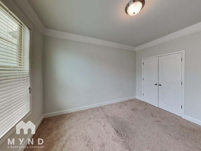 Building Photo - 7377 Birchshire Dr