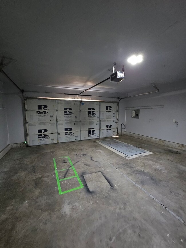 Building Photo - (3) Bed/(2) Bath in Moore Avail NOW!