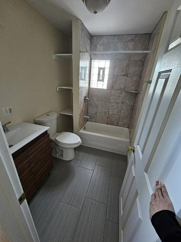 Building Photo - 4235 Main St