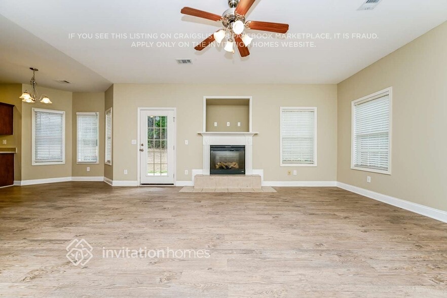 Building Photo - 113 Pristine Dr