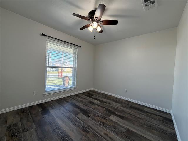 Building Photo - 420 Opal St