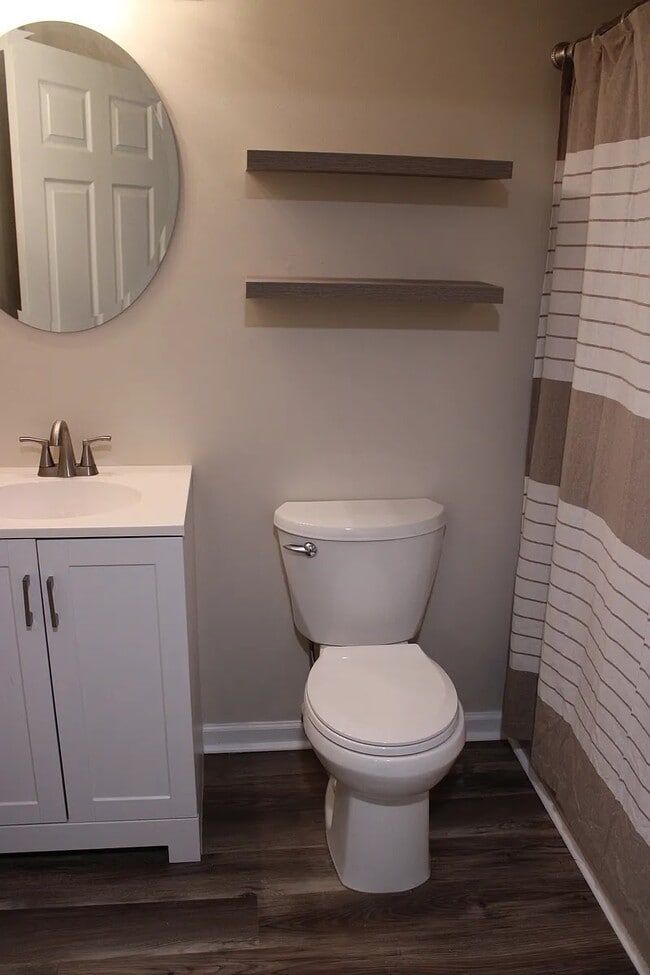 Building Photo - 7 White Birch Dr