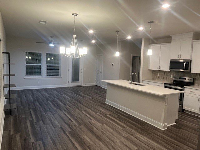 Building Photo - West End Station Townhome!