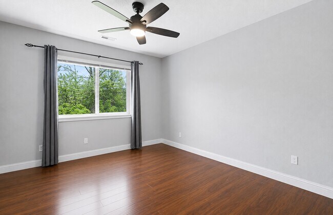 Building Photo - 17318 SW Galewood Dr