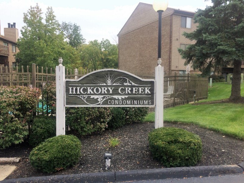 Building Photo - 3645 Kohn Dr