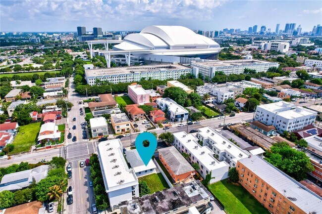 Building Photo - 1572 NW 2nd St