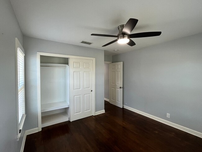 Building Photo - CENTRAL CITY TWO BEDROOM ONE BATH HOUSE!