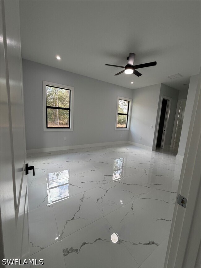 Building Photo - 2863 52nd Ave NE