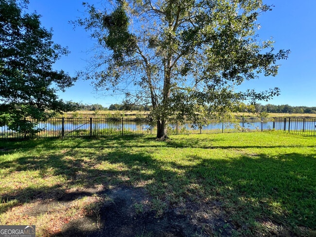 Building Photo - 129 Oarsman Crossing