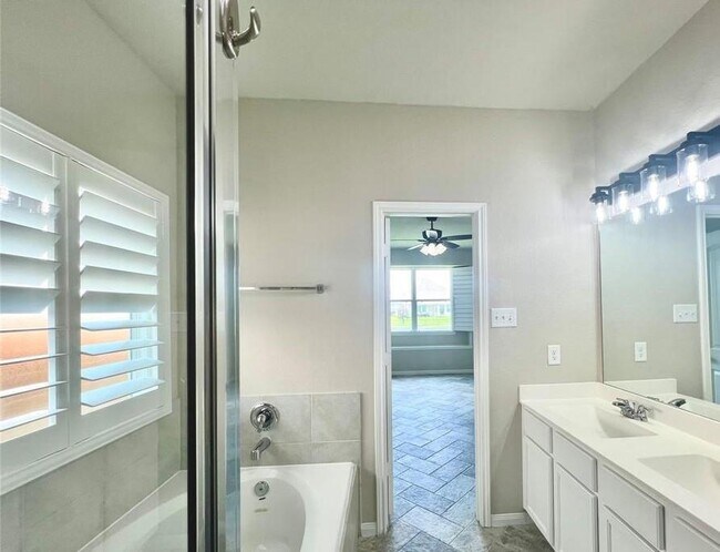 Building Photo - 24722 Allori Ct