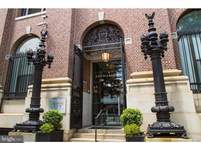 Building Photo - 1100 S Broad St