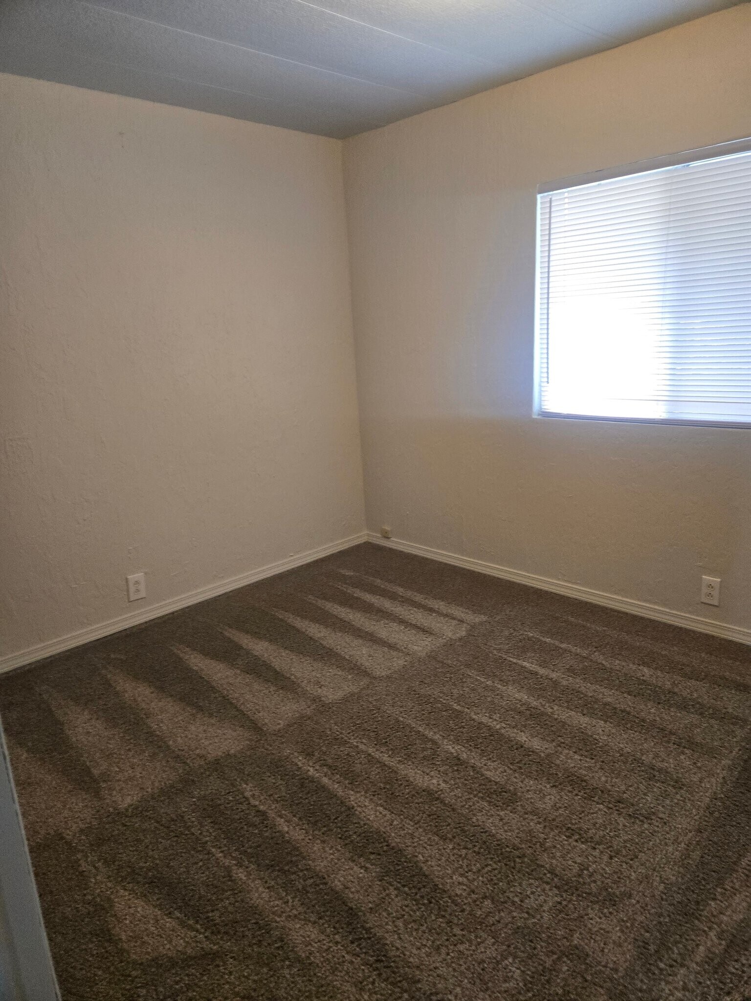 Building Photo - 3670 Clacton Way