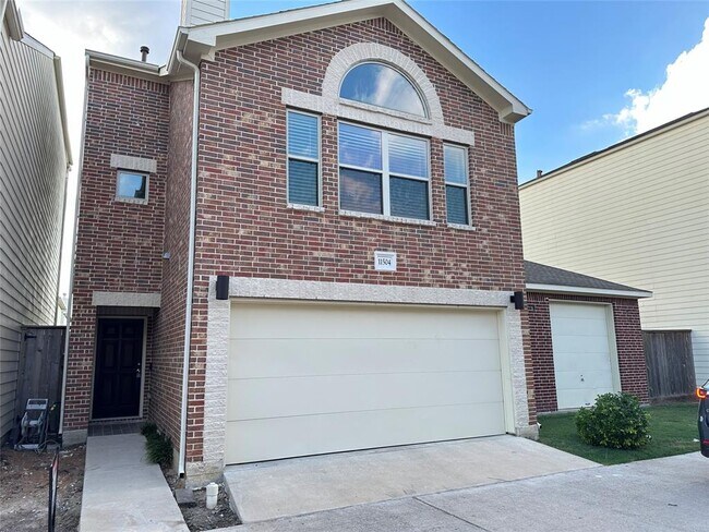 Building Photo - 11504 Main Cypress Dr