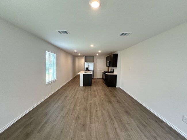 Building Photo - 3015 Serenity Ln