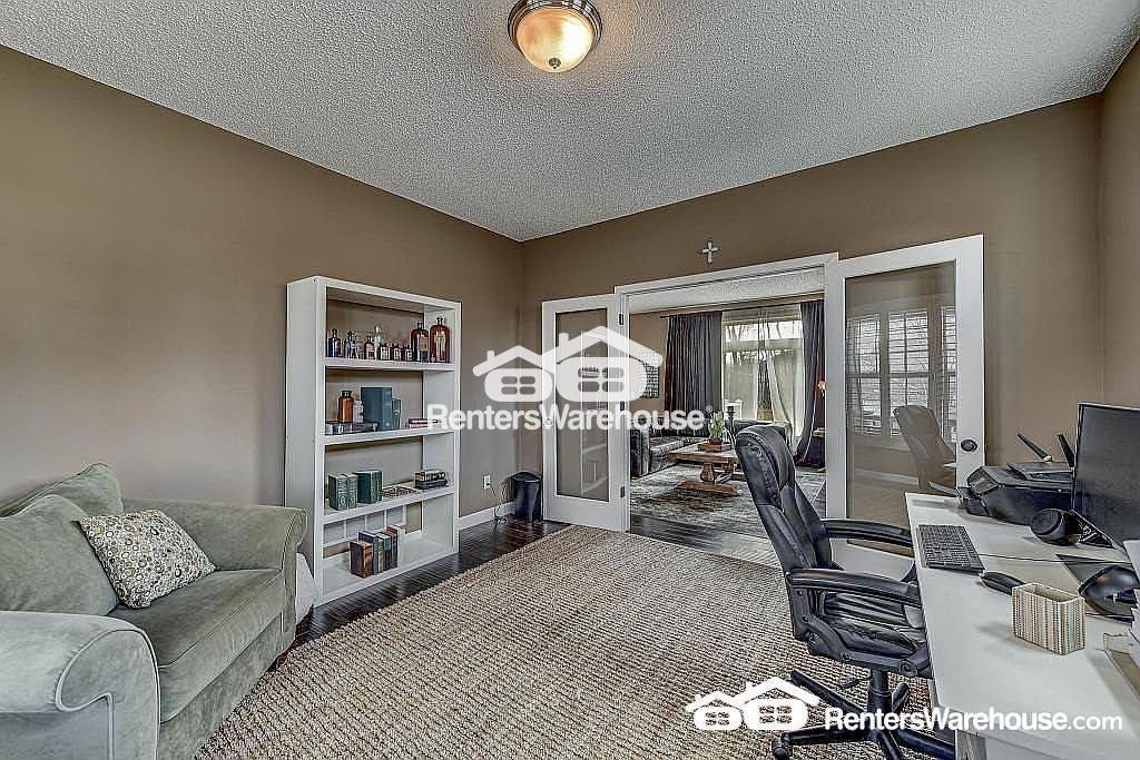 Building Photo - 8868 Whispering Oaks Trail