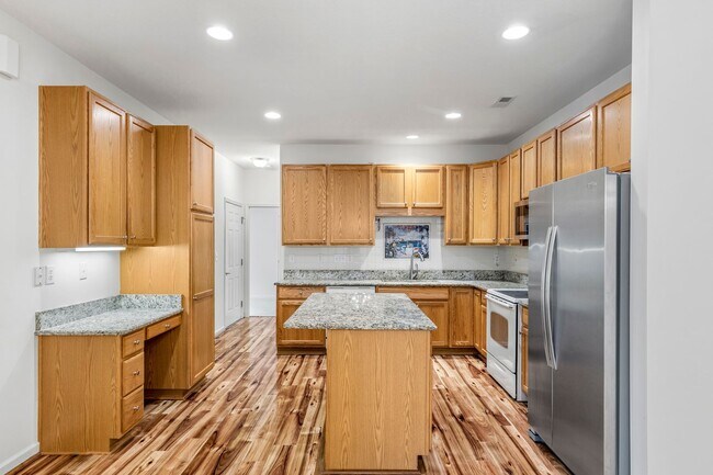 Building Photo - 3601 Giovanni Way