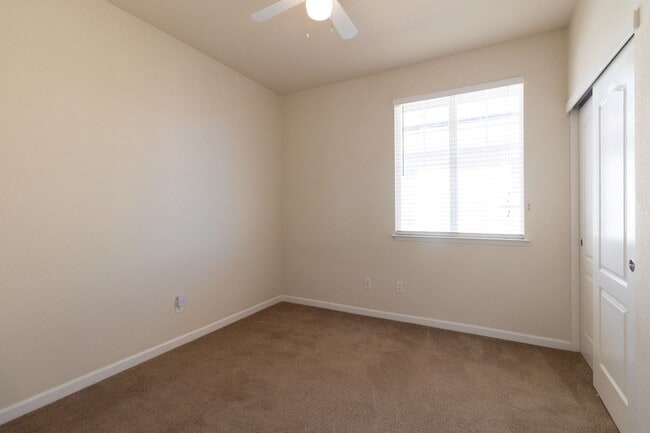Building Photo - GREAT PRICE!!!- Mountain House-A Commuter'...