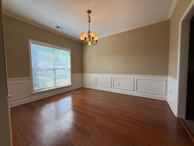 Building Photo - 9681 Grays Lake Cove