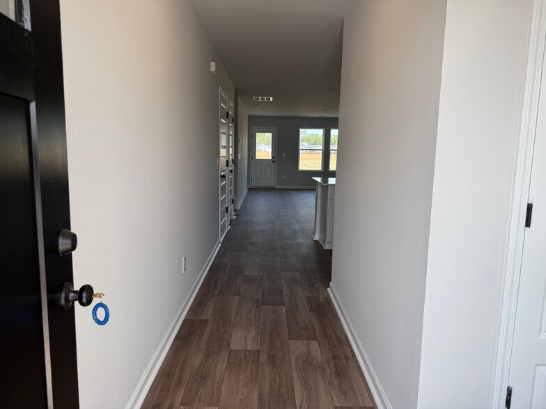 Building Photo - 1114Cooper Cooper Hawk Ln SW