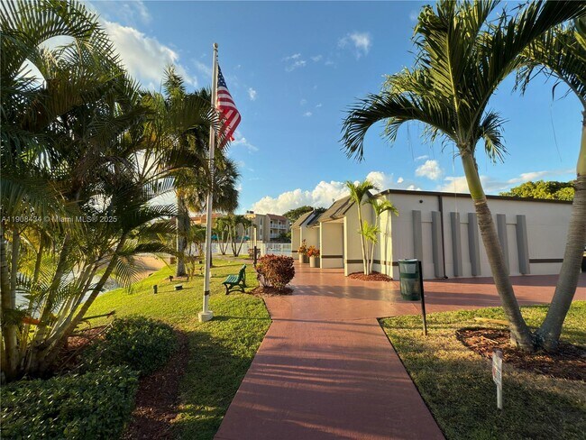 Building Photo - 4810 NW 79th Ave