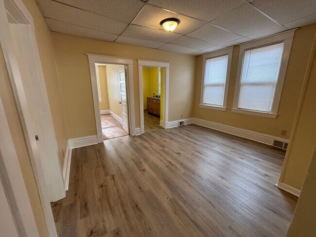 Building Photo - cla1285