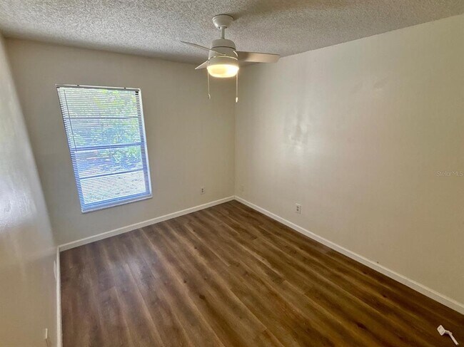 Building Photo - 1394 Catalina Blvd