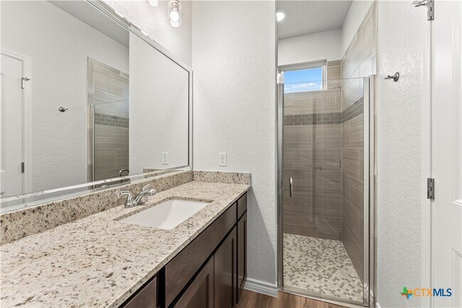 Building Photo - 1110 Zora Dr