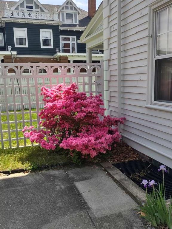 Building Photo - 36-36 Underwood St.