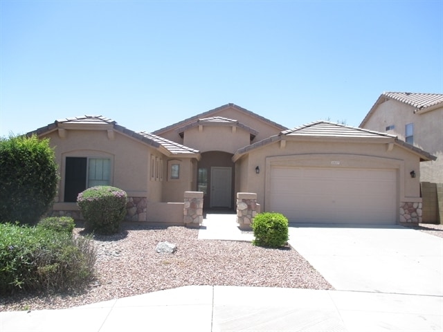 Building Photo - 11557 W Pima St