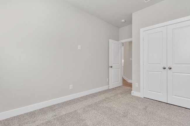 Building Photo - 7310 Coconut Bay Dr