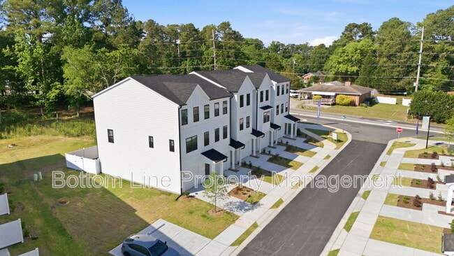 Building Photo - 3606 Elm Grv Ln