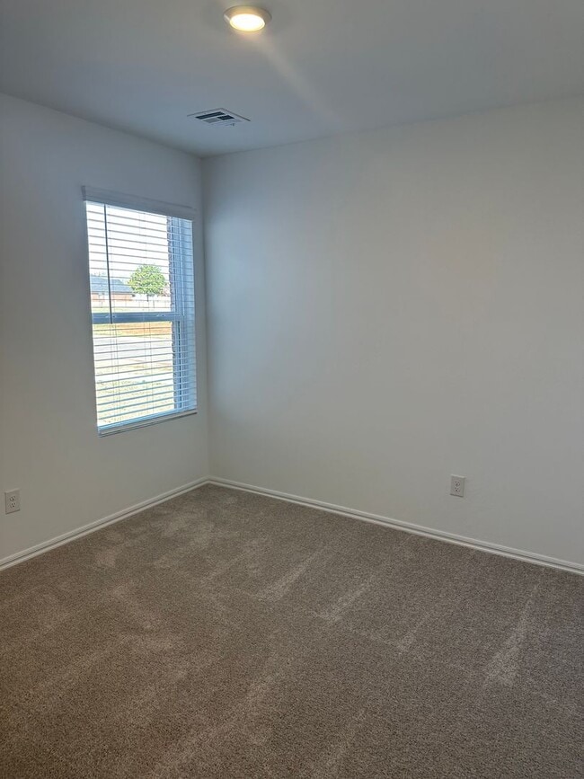 Building Photo - Save $500 on Your Move-In Costs — Sign by 5/22! | Brand New 3 Bed, 2 Bath Home in Southbrook