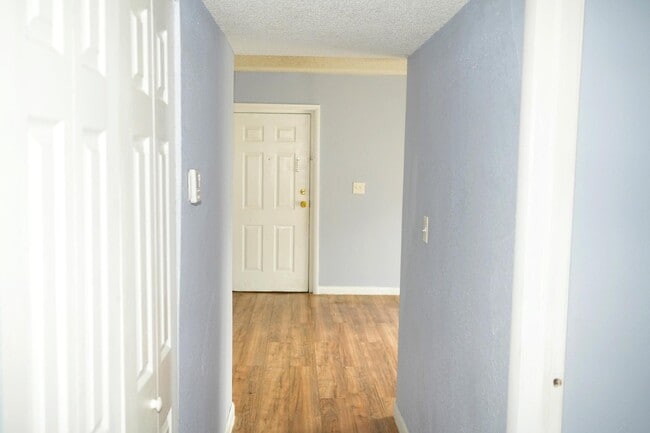 Building Photo - 1133 Benoist Farms Rd