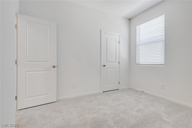 Building Photo - 4225 Zilker Pk Ave