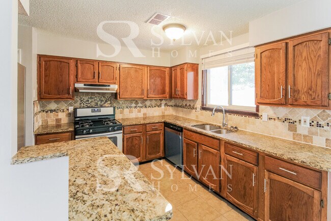 Building Photo - 5238 Stafford Dr NW