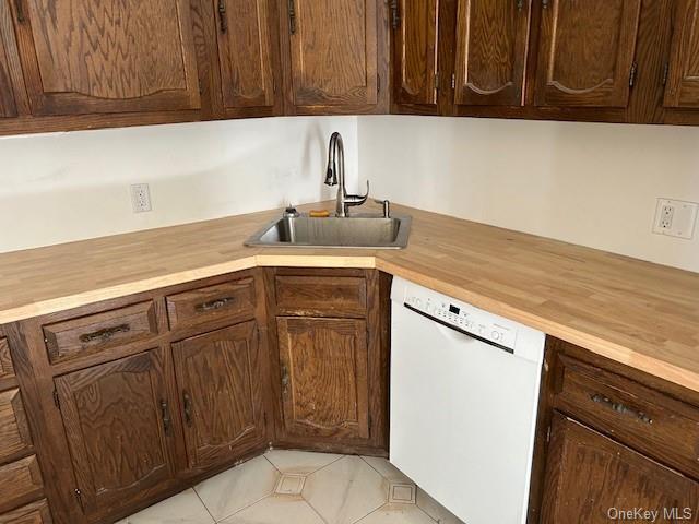 Building Photo - 8 Grove St