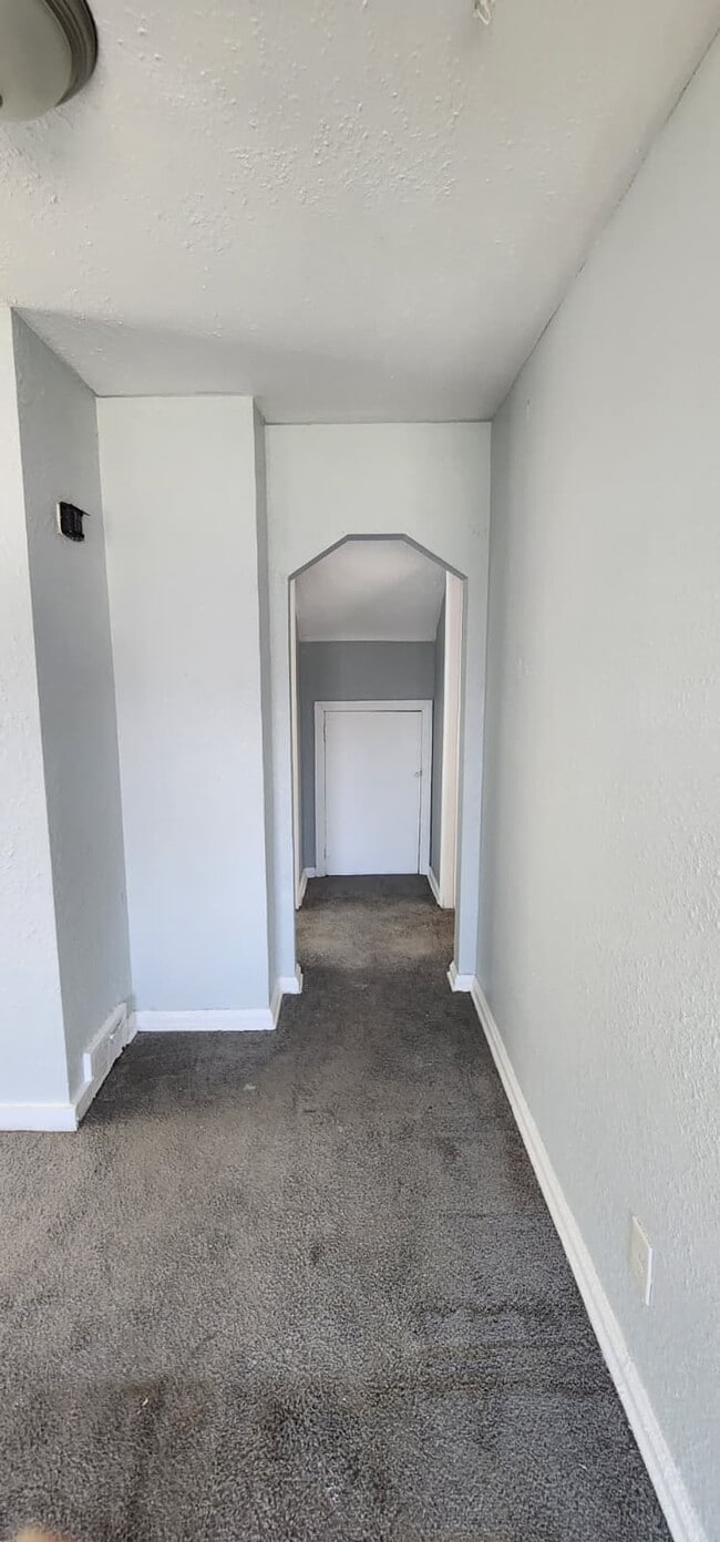 Building Photo - 16201 Turner St