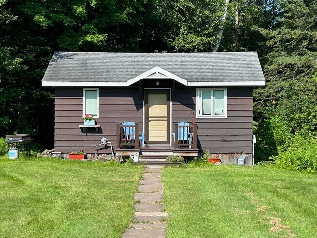 Primary Photo - 5851 S Pike Lake Rd