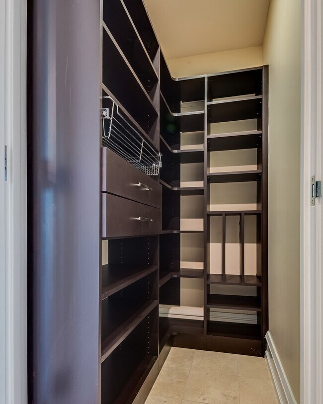 Building Photo - Sky Las Vegas 4305- Stunning City Views from this Fully Furnished, 3Bd, 3-Story Penthouse Residence