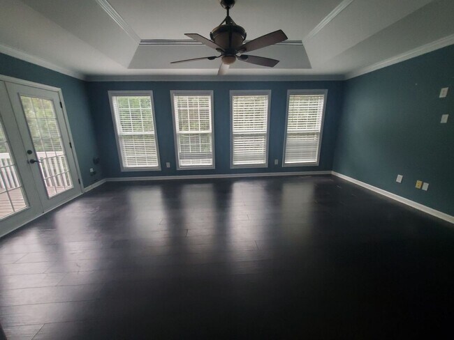 Building Photo - 21 Candler Ct
