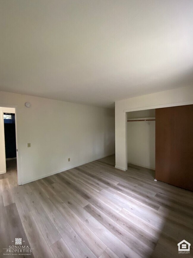 Building Photo - Charming  2BD/2BA Home in Sonoma