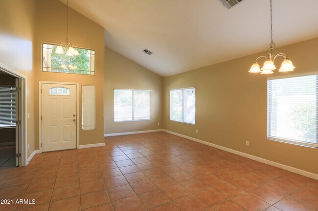 Building Photo - 7456 W Aurora Dr