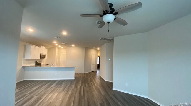 Building Photo - 10410 Waverunner-